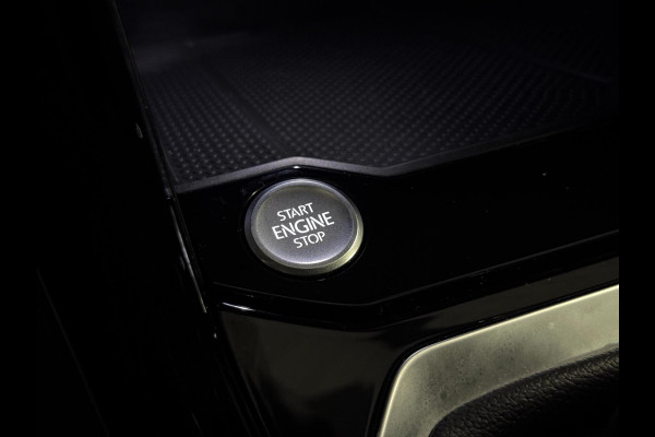 Volkswagen T-Roc 1.5 TSI 3X R-LINE | PANO | VIRTUAL | IQ LED | LANE ASS. | VOL!