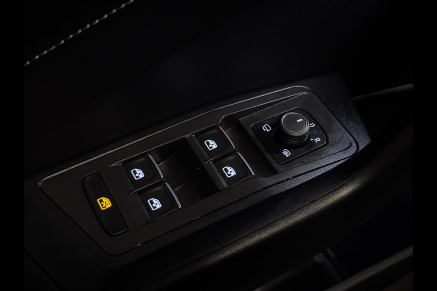 Volkswagen T-Roc 1.5 TSI 3X R-LINE | PANO | VIRTUAL | IQ LED | LANE ASS. | VOL!