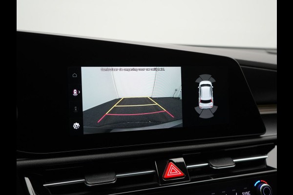 Kia Niro 1.6 GDi DynamicLine Plug In Hybrid 142pk Dealer O.H PHEV | Adaptive Cruise | Camera | Sportstoelen & Stuur Verwarmd | Keyless | Blis | Apple Carplay | Navigatie | Virtual | DAB | 16"L.M |