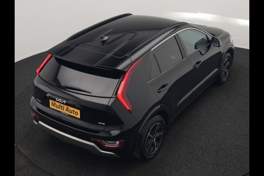 Kia Niro 1.6 GDi DynamicLine Plug In Hybrid 142pk Dealer O.H PHEV | Adaptive Cruise | Camera | Sportstoelen & Stuur Verwarmd | Keyless | Blis | Apple Carplay | Navigatie | Virtual | DAB | 16"L.M |
