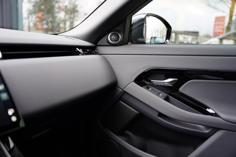 Land Rover Range Rover Evoque P270 E AWD Dynamic SE Meridian /  Panoramadak