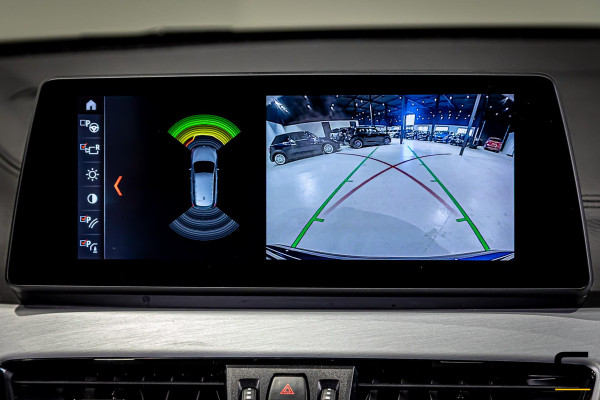 BMW X1 SDrive18i Executive Edition|NAP|HUD|Trekhaak|Cam|1eig