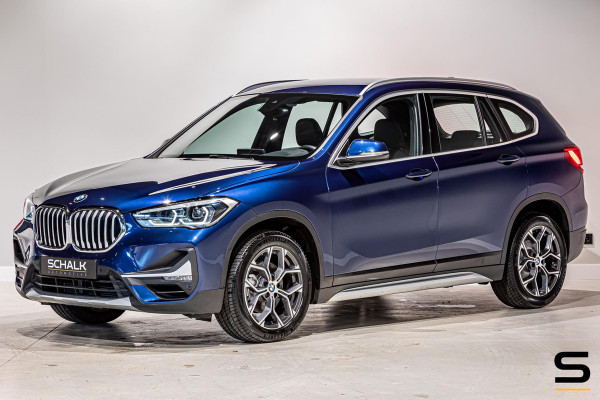 BMW X1 SDrive18i Executive Edition|NAP|HUD|Trekhaak|Cam|1eig