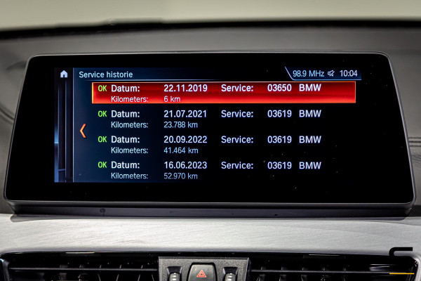 BMW X1 SDrive18i Executive Edition|NAP|HUD|Trekhaak|Cam|1eig