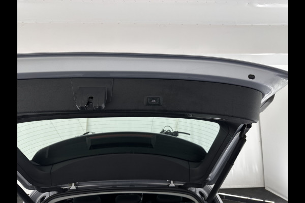 Audi e-tron 50 quattro Business edition 71 kWh [ 3-Fase ] {SOH-99%} (INCL.BTW) Aut. *HEATPUMP | FULL-LED | DIGI-COCKPIT | NAVI-FULLMAP | MEMORY-PACK |  COMFORTSEATS | KEYLESS | AUDI-SOUND | SHIFT-PADDLES | DAB+ | ECC | PDC | CRUISE | 20''ALU*