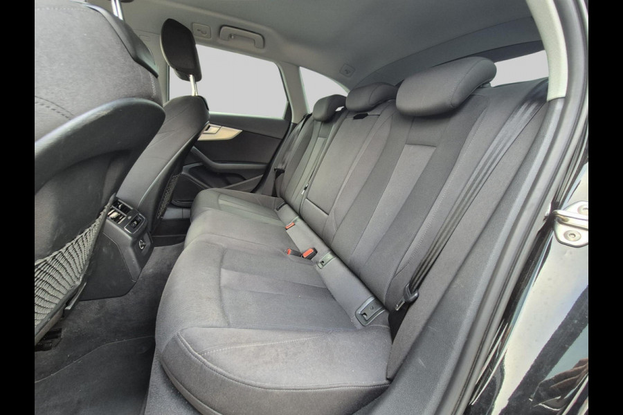 Audi A4 Avant 35 TFSI Sport Lease Edition