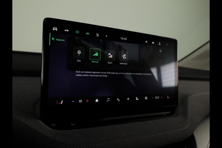 Škoda Enyaq 60 Selection 204pk | Blind Spot | Adaptive Cruise | Elek. achterklep | Navigatie | Camera |