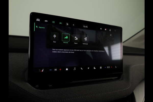 Škoda Enyaq 60 Selection 204pk | Blind Spot | Adaptive Cruise | Elek. achterklep | Navigatie | Camera |