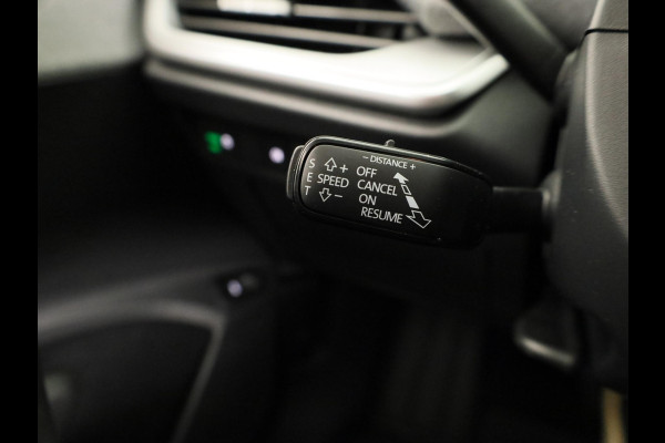 Škoda Enyaq 60 Selection 204pk | Blind Spot | Adaptive Cruise | Elek. achterklep | Navigatie | Camera |