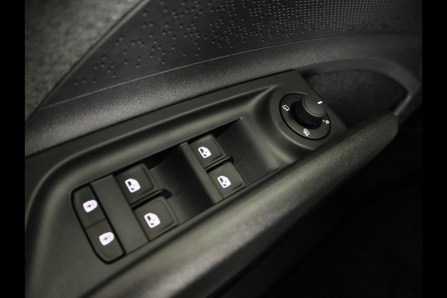 Škoda Enyaq 60 Selection 204pk | Blind Spot | Adaptive Cruise | Elek. achterklep | Navigatie | Camera |