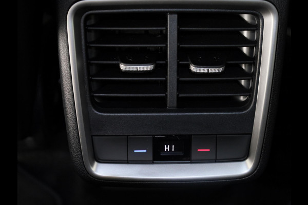 Škoda Enyaq 60 Selection 204pk | Blind Spot | Adaptive Cruise | Elek. achterklep | Navigatie | Camera |