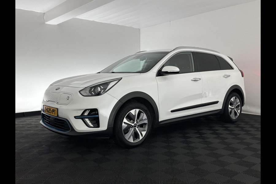Kia e-Niro DynamicLine 64 kWh [ 3-Fase ] {SOH-100%} (INCL-BTW) Aut.*LEATHER-FABRIC | NAVI-FULLMAP | DAB+ | ADAPTIVE-CRUISE | CAMERA | HEATED-COMFORTSEATS | KEYLESS | DIGI-COCKPIT | SHIFT-PADDLES | CARPLAY | LANE-ASSIST | ...