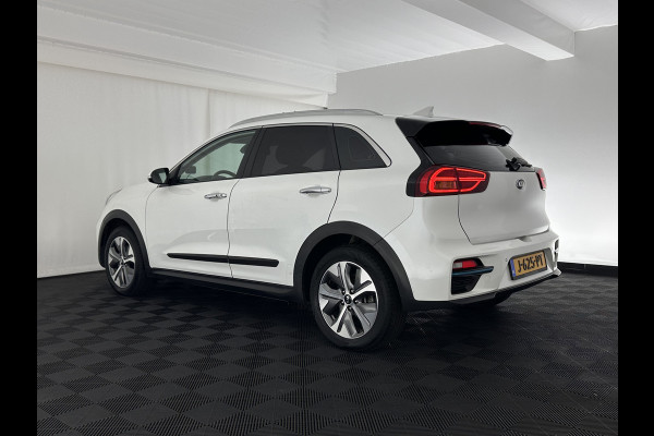 Kia e-Niro DynamicLine 64 kWh [ 3-Fase ] {SOH-100%} (INCL-BTW) Aut.*LEATHER-FABRIC | NAVI-FULLMAP | DAB+ | ADAPTIVE-CRUISE | CAMERA | HEATED-COMFORTSEATS | KEYLESS | DIGI-COCKPIT | SHIFT-PADDLES | CARPLAY | LANE-ASSIST | ...
