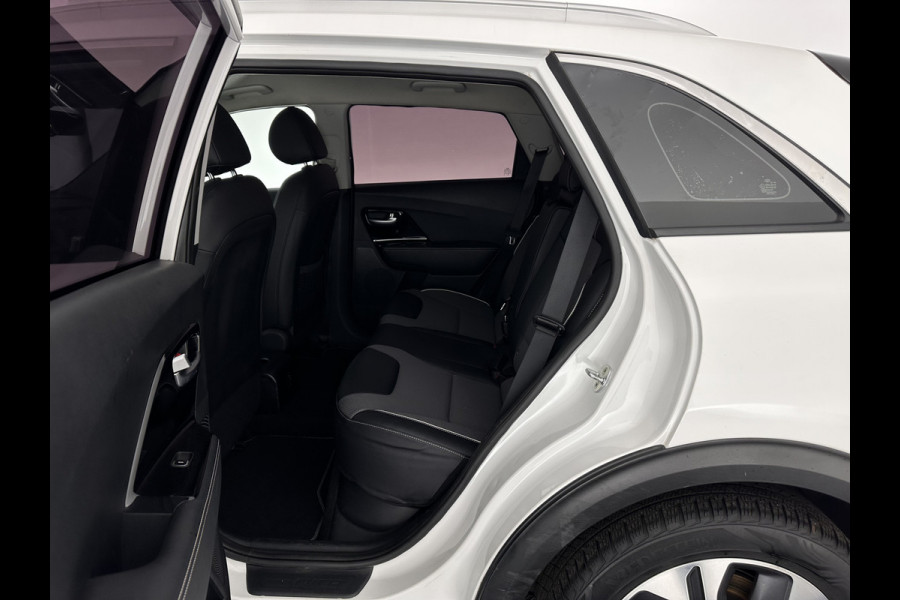 Kia e-Niro DynamicLine 64 kWh [ 3-Fase ] {SOH-100%} (INCL-BTW) Aut.*LEATHER-FABRIC | NAVI-FULLMAP | DAB+ | ADAPTIVE-CRUISE | CAMERA | HEATED-COMFORTSEATS | KEYLESS | DIGI-COCKPIT | SHIFT-PADDLES | CARPLAY | LANE-ASSIST | ...