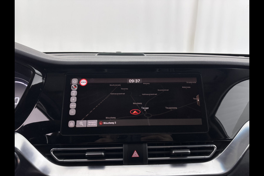 Kia e-Niro DynamicLine 64 kWh [ 3-Fase ] {SOH-100%} (INCL-BTW) Aut.*LEATHER-FABRIC | NAVI-FULLMAP | DAB+ | ADAPTIVE-CRUISE | CAMERA | HEATED-COMFORTSEATS | KEYLESS | DIGI-COCKPIT | SHIFT-PADDLES | CARPLAY | LANE-ASSIST | ...
