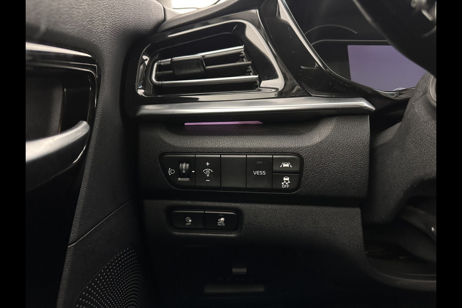 Kia e-Niro DynamicLine 64 kWh [ 3-Fase ] {SOH-100%} (INCL-BTW) Aut.*LEATHER-FABRIC | NAVI-FULLMAP | DAB+ | ADAPTIVE-CRUISE | CAMERA | HEATED-COMFORTSEATS | KEYLESS | DIGI-COCKPIT | SHIFT-PADDLES | CARPLAY | LANE-ASSIST | ...