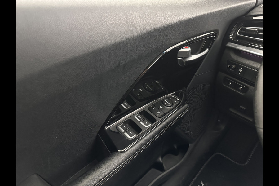 Kia e-Niro DynamicLine 64 kWh [ 3-Fase ] {SOH-100%} (INCL-BTW) Aut.*LEATHER-FABRIC | NAVI-FULLMAP | DAB+ | ADAPTIVE-CRUISE | CAMERA | HEATED-COMFORTSEATS | KEYLESS | DIGI-COCKPIT | SHIFT-PADDLES | CARPLAY | LANE-ASSIST | ...