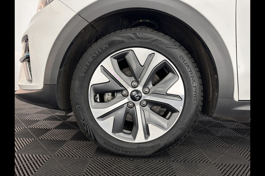 Kia e-Niro DynamicLine 64 kWh [ 3-Fase ] {SOH-100%} (INCL-BTW) Aut.*LEATHER-FABRIC | NAVI-FULLMAP | DAB+ | ADAPTIVE-CRUISE | CAMERA | HEATED-COMFORTSEATS | KEYLESS | DIGI-COCKPIT | SHIFT-PADDLES | CARPLAY | LANE-ASSIST | ...