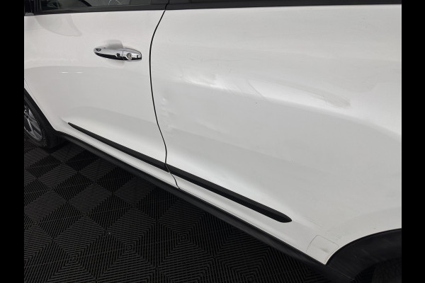 Kia e-Niro DynamicLine 64 kWh [ 3-Fase ] {SOH-100%} (INCL-BTW) Aut.*LEATHER-FABRIC | NAVI-FULLMAP | DAB+ | ADAPTIVE-CRUISE | CAMERA | HEATED-COMFORTSEATS | KEYLESS | DIGI-COCKPIT | SHIFT-PADDLES | CARPLAY | LANE-ASSIST | ...