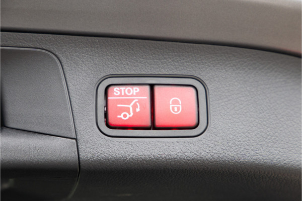 Mercedes-Benz GLA 250 e AMG Premium, Pano, Head-up, Burmester, Designo, Nightpack, Facelift