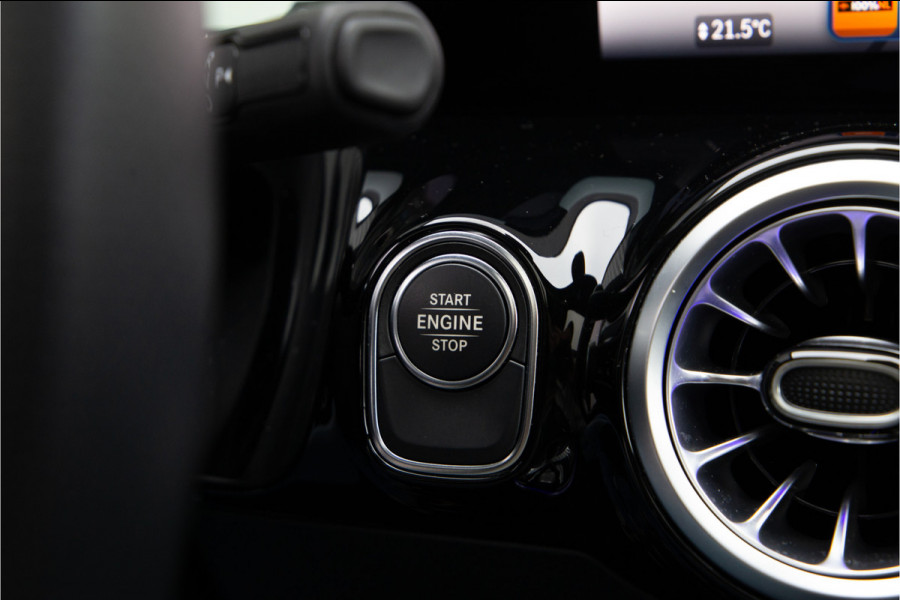 Mercedes-Benz GLA 250 e AMG Premium, Pano, Head-up, Burmester, Designo, Nightpack, Facelift