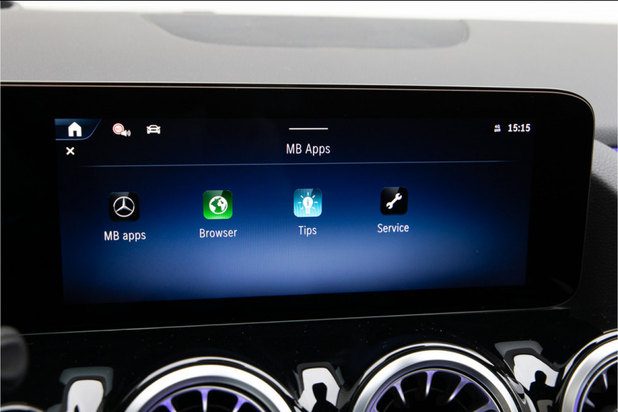 Mercedes-Benz GLA 250 e AMG Premium, Pano, Head-up, Burmester, Designo, Nightpack, Facelift