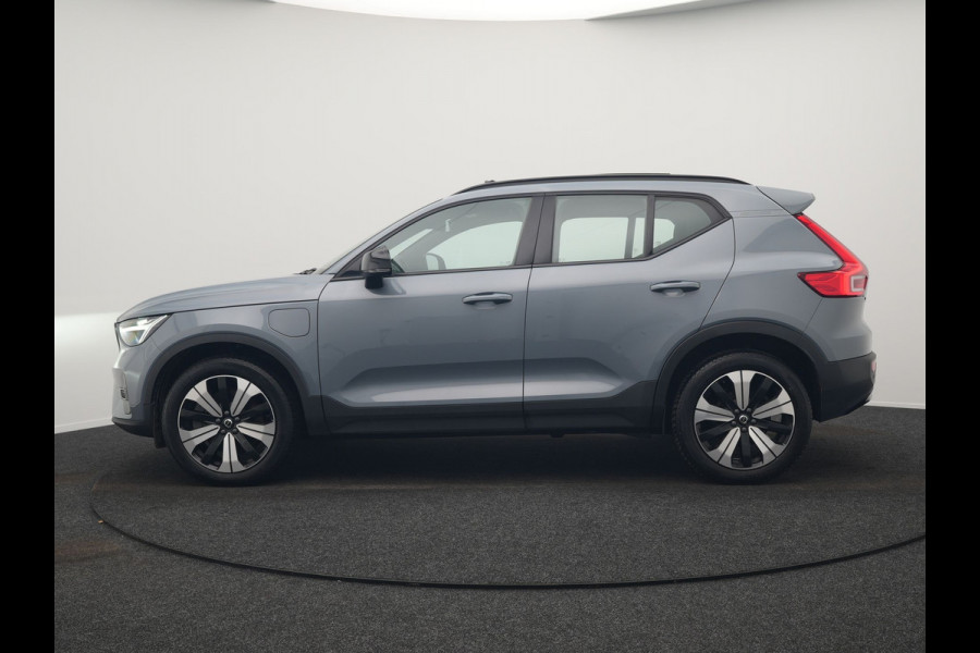 Volvo XC40 T5 Ultimate Dark Plug In Hybrid 263pk Dealer O.H. PHEV | Panodak | Adaptive Cruise | Camera | Alcantara Sportstoelen Memory & Verwarmd | Harman / Kardon | Stuur Verwarmd | Keyless | 19"L.M | Apple Carplay | Blis | Navigatie | DAB |