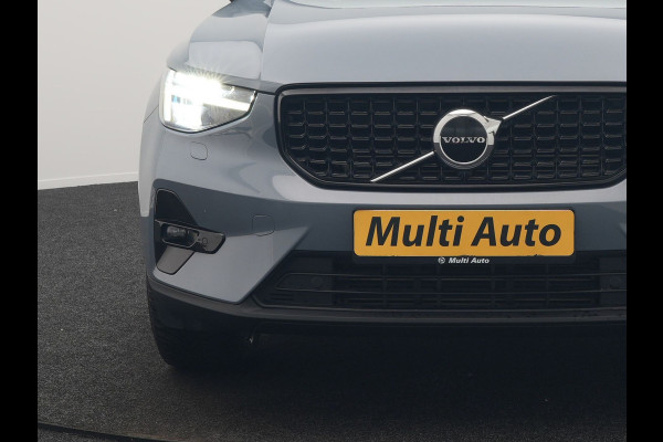 Volvo XC40 T5 Ultimate Dark Plug In Hybrid 263pk Dealer O.H. PHEV | Panodak | Adaptive Cruise | Camera | Alcantara Sportstoelen Memory & Verwarmd | Harman / Kardon | Stuur Verwarmd | Keyless | 19"L.M | Apple Carplay | Blis | Navigatie | DAB |