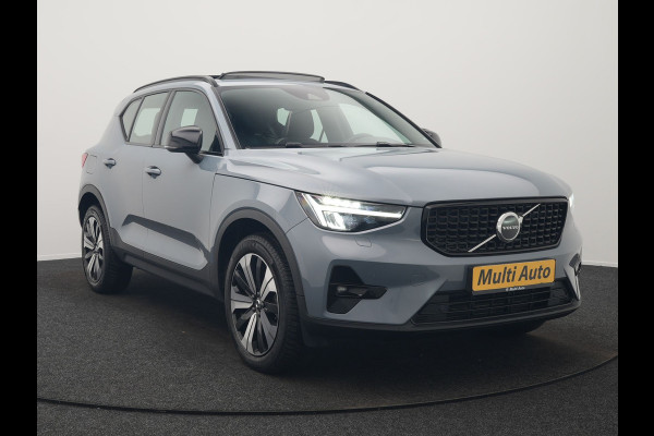 Volvo XC40 T5 Ultimate Dark Plug In Hybrid 263pk Dealer O.H. PHEV | Panodak | Adaptive Cruise | Camera | Alcantara Sportstoelen Memory & Verwarmd | Harman / Kardon | Stuur Verwarmd | Keyless | 19"L.M | Apple Carplay | Blis | Navigatie | DAB |