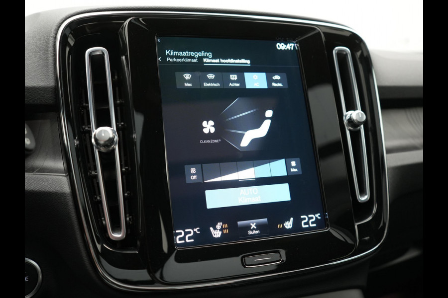 Volvo XC40 T5 Ultimate Dark Plug In Hybrid 263pk Dealer O.H. PHEV | Panodak | Adaptive Cruise | Camera | Alcantara Sportstoelen Memory & Verwarmd | Harman / Kardon | Stuur Verwarmd | Keyless | 19"L.M | Apple Carplay | Blis | Navigatie | DAB |