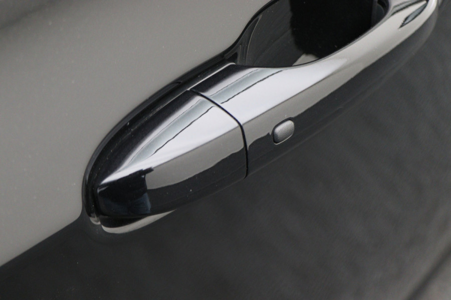 Jeep Compass 4xe 240 Plug-in Hybrid Electric S Leer, Virtual Cockpit, Camera, Apple Carplay, ACC, Rijstrooksensor, 19"