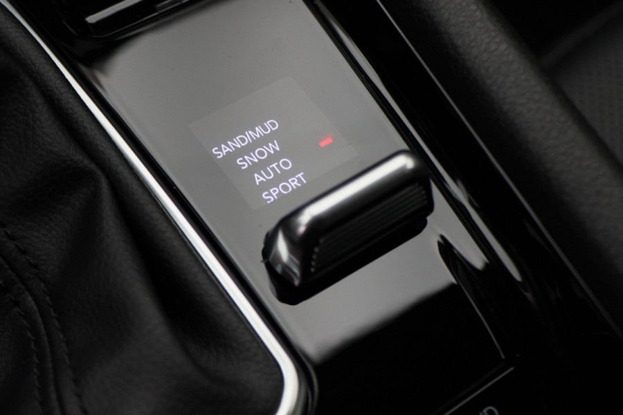 Jeep Compass 4xe 240 Plug-in Hybrid Electric S Leer, Virtual Cockpit, Camera, Apple Carplay, ACC, Rijstrooksensor, 19"