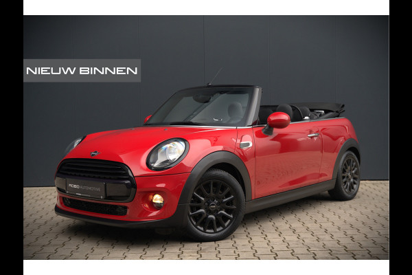 MINI Cabrio 1.5 Cooper Chili | Stoelverwarming | Cruise Control | Navigatie | Ambiance Verlichting | Parkeersensoren | Keyless | Climate Control | Black Pack | Dealer Onderhouden |