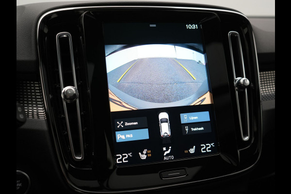 Volvo XC40 T5 Ultimate Dark Plug In Hybrid 293pk Dealer O.H. PHEV | Trekhaak Af Fabriek | Panodak | Adaptive Cruise | Camera | Alcantara Sporstoelen Memory & Verwarmd | Harman / Kardon | Stuur Verwarmd | Keyless | Apple Carplay | Navigatie | DAB |