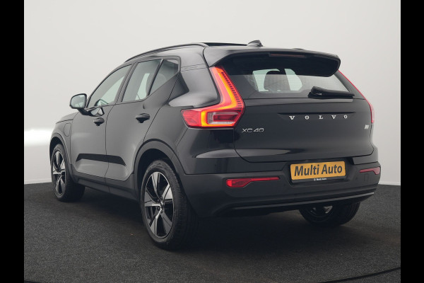 Volvo XC40 T5 Ultimate Dark Plug In Hybrid 293pk Dealer O.H. PHEV | Trekhaak Af Fabriek | Panodak | Adaptive Cruise | Camera | Alcantara Sporstoelen Memory & Verwarmd | Harman / Kardon | Stuur Verwarmd | Keyless | Apple Carplay | Navigatie | DAB |