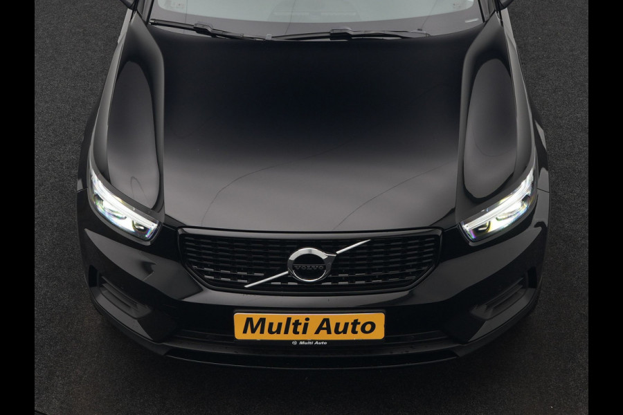 Volvo XC40 T5 Ultimate Dark Plug In Hybrid 293pk Dealer O.H. PHEV | Trekhaak Af Fabriek | Panodak | Adaptive Cruise | Camera | Alcantara Sporstoelen Memory & Verwarmd | Harman / Kardon | Stuur Verwarmd | Keyless | Apple Carplay | Navigatie | DAB |
