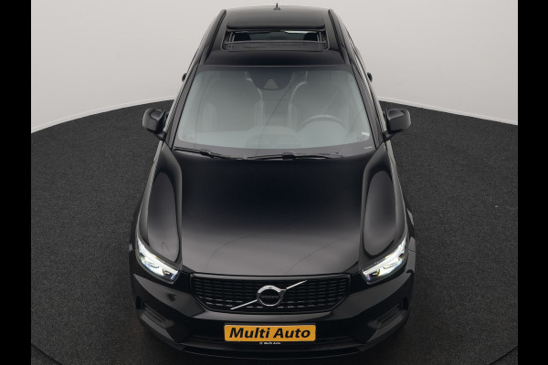 Volvo XC40 T5 Ultimate Dark Plug In Hybrid 293pk Dealer O.H. PHEV | Trekhaak Af Fabriek | Panodak | Adaptive Cruise | Camera | Alcantara Sporstoelen Memory & Verwarmd | Harman / Kardon | Stuur Verwarmd | Keyless | Apple Carplay | Navigatie | DAB |