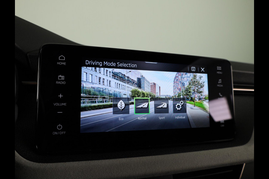 Škoda Kamiq 1.0 TSI 115pk DSG-7 Business Edition | Automaat | Verlengde garantie | Navigatie | Verwarmbare voorstoelen | Adaptive cruise control