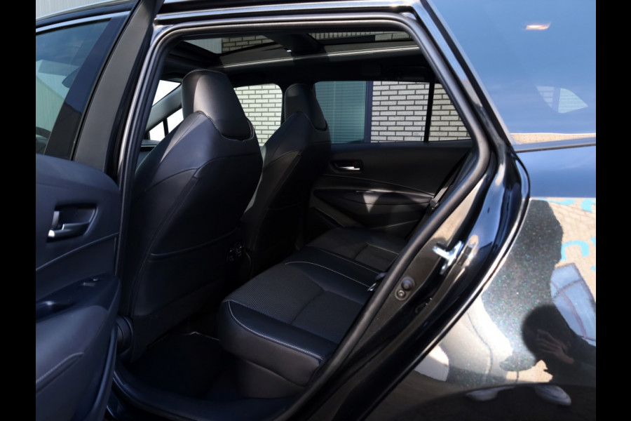 Toyota Corolla Touring Sports 2.0 Hybrid Premium | Panoramadak | Leder | JBL Audio