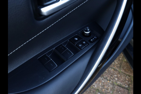 Toyota Corolla Touring Sports 2.0 Hybrid Premium | Panoramadak | Leder | JBL Audio