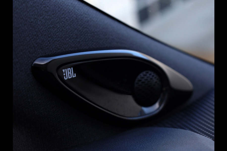 Toyota Corolla Touring Sports 2.0 Hybrid Premium | Panoramadak | Leder | JBL Audio