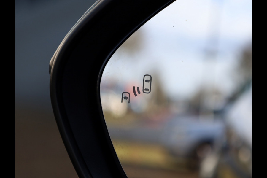 Toyota Corolla Touring Sports 2.0 Hybrid Premium | Panoramadak | Leder | JBL Audio