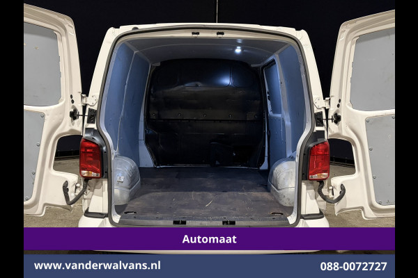 Volkswagen Transporter 2.0 TDI 150pk Automaat L1H1 Euro6 Airco | Navigatie | Camera | Cruisecontrol | Android Auto Parkeersensoren, Bijrijdersbank