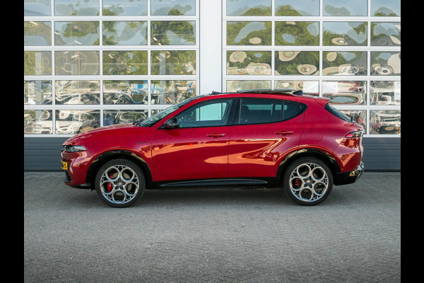 Alfa Romeo Tonale Veloce Plug-In Hybrid Q4 280pk | Schuif/Kanteldak | Technology Pack | 20" | Rosso Alfa