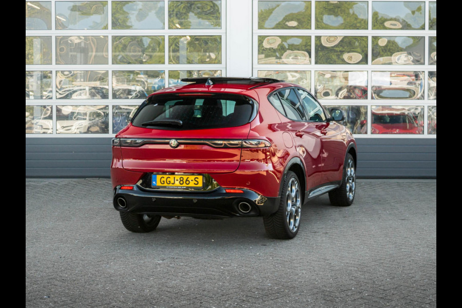 Alfa Romeo Tonale Veloce Plug-In Hybrid Q4 280pk | Schuif/Kanteldak | Technology Pack | 20" | Rosso Alfa