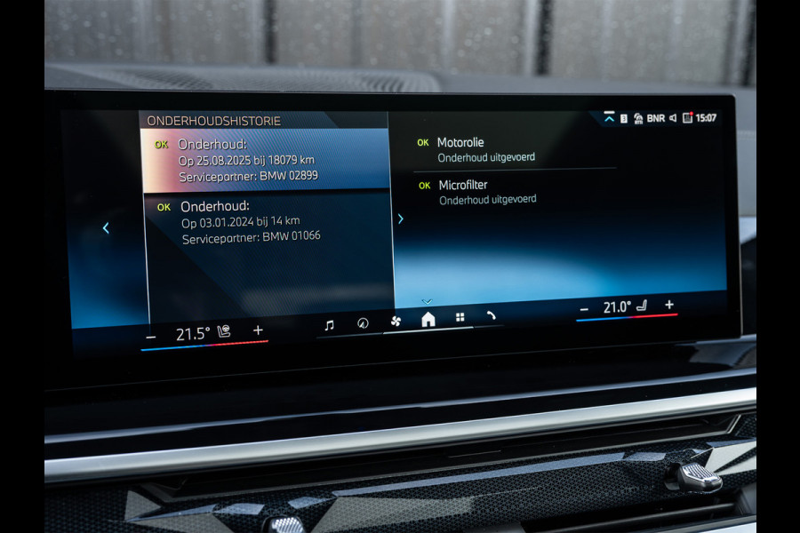 BMW X5 xDrive50e 490pk M Sport Pro | Panoramadak | Soft Close | Comfort Access | Trekhaak | Iconic Glow | M Gordels | 4-Zone Climate | Adaptive Led. | 360 Camera | Head-Up | Active Cruise | Harman/Kardon |