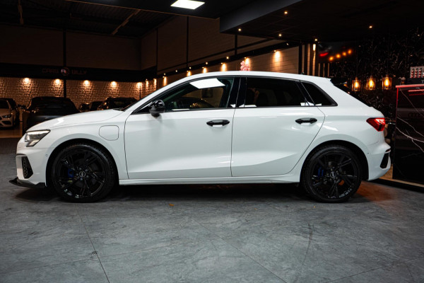 Audi A3 Sportback 40 TFSI e Business edition