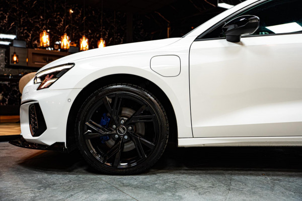 Audi A3 Sportback 40 TFSI e Business edition