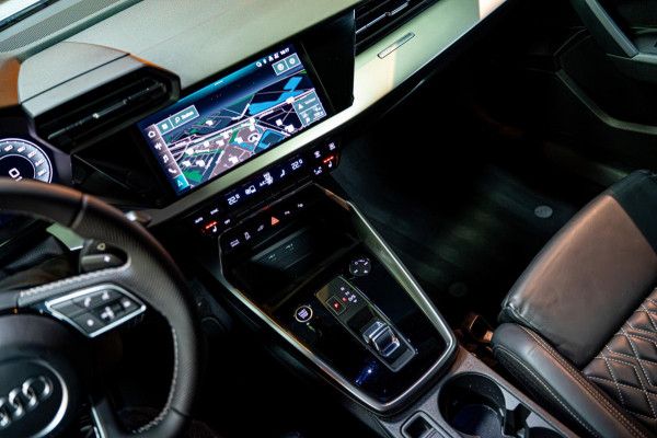 Audi A3 Sportback 40 TFSI e Business edition