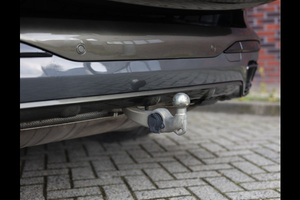 BMW X7 40i xDrive | Skylounge - Trekhaak - B&W